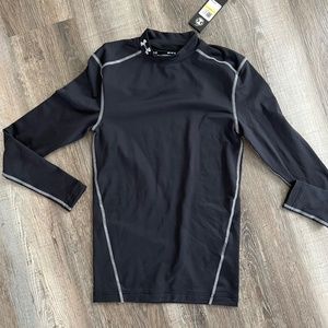 Under Armour men's medium thermal under shirt